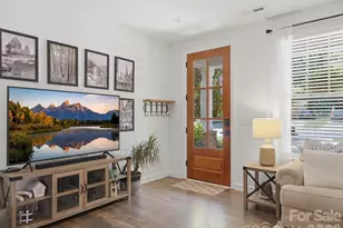 1403 Academy St, Charlotte, NC 28205 - Photo 4