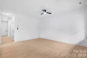 512 28th St SW, Hickory, NC 28602 - Photo 8