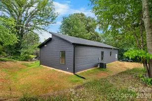 512 28th St SW, Hickory, NC 28602 - Photo 26