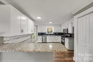 1138 Graham St, Claremont, NC 28610 - Photo 2
