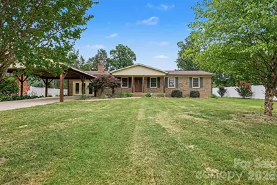 1138 Graham Street, Claremont, NC 28610 - Photo 1