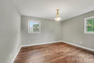 1138 Graham St, Claremont, NC 28610 - Photo 10