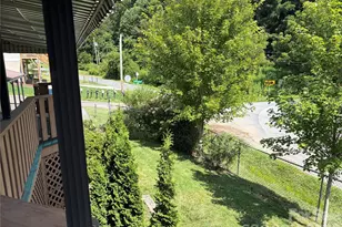 256A Bruce Rd, Mars Hill, NC 28754 - Photo 2
