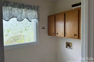 256A Bruce Rd, Mars Hill, NC 28754 - Photo 36