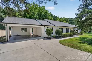 4124 Bridgewood Ln, Charlotte, NC 28226 - Photo 1