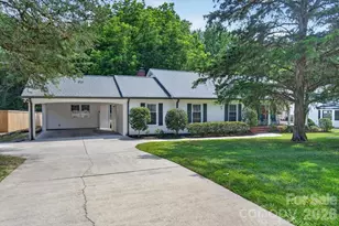 4124 Bridgewood Ln, Charlotte, NC 28226 - Photo 12