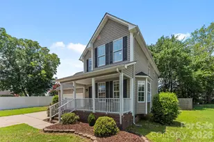 820 St Andrews Pl, Concord, NC 28025 - Photo 2