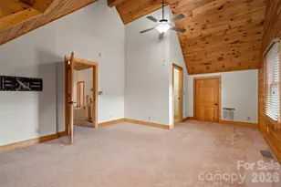 42 Chinaberry Ct, Waynesville, NC 28785 - Photo 38