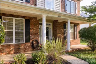 11018 Royal Colony Dr, Waxhaw, NC 28173 - Photo 2
