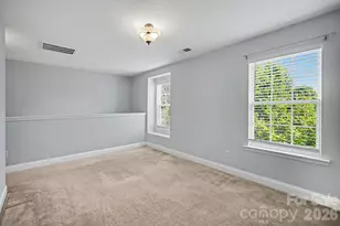 10327 Barrands Ln, Charlotte, NC 28278 - Photo 16