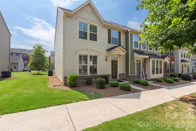 2023 Sage Park Drive, Charlotte, NC 28217 - Photo 2