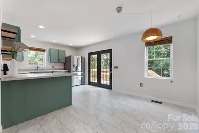 100 Carriage Hill Drive, Morganton, NC 28655 - Photo 16