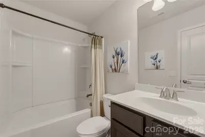 2433 Diplomat Lane, Charlotte, NC 28210 - Photo 18