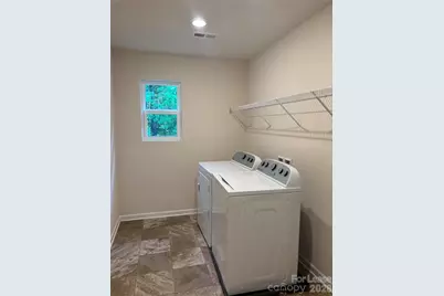 7617 Malden Park Drive, Charlotte, NC 28215 - Photo 32