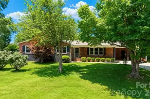 706 Hedrick Dr, Statesville, NC 28677 - Photo 1
