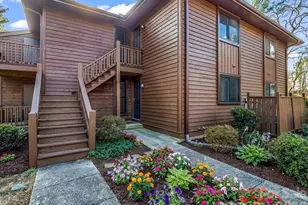 520 Courtwood Ln, Hendersonville, NC 28739 - Photo 6