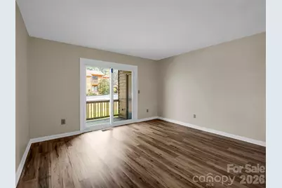 520 Courtwood Lane #8, Hendersonville, NC 28739 - Photo 4