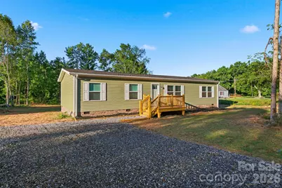 4433 Old US 421 Highway W, Yadkinville, NC 27055 - Photo 1