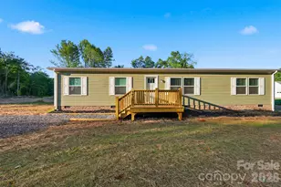 4433 Old US 421 Hwy W, Yadkinville, NC 27055 - Photo 2