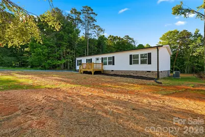 4425 Old US 421 Highway W, Yadkinville, NC 27055 - Photo 2