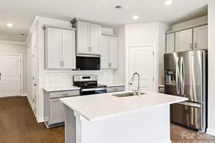 9020 Foggy Brook Loop, Charlotte, NC 28216 - Photo 6