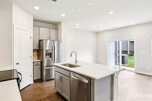 9020 Foggy Brook Loop, Charlotte, NC 28216 - Photo 8
