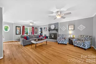 103 Chateau Dr, Gastonia, NC 28056 - Photo 8