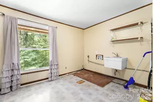 828 Manchester St SW, Lenoir, NC 28645 - Photo 14