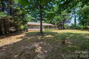 185 Hickman Ave, Hudson, NC 28638 - Photo 28