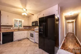 185 Hickman Ave, Hudson, NC 28638 - Photo 14