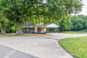 1002 Ramseur Rd, Bessemer City, NC 28016 - Photo 24