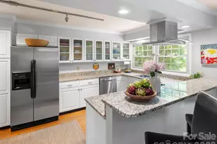 528 N Griffing Blvd, Asheville, NC 28804 - Photo 12