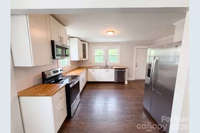 519 N Rose Avenue, Kannapolis, NC 28083 - Photo 2