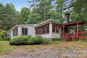 61 Bo Diddly Ln, Cedar Mountain, NC 28718 - Photo 40