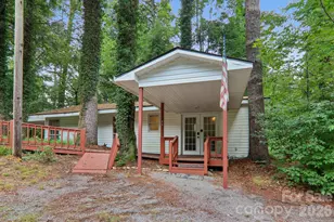 61 Bo Diddly Ln, Cedar Mountain, NC 28718 - Photo 8