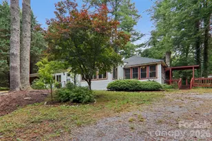 61 Bo Diddly Ln, Cedar Mountain, NC 28718 - Photo 4