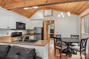 61 Bo Diddly Ln, Cedar Mountain, NC 28718 - Photo 18