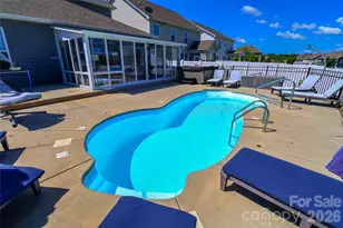 109 E Americana Dr, Mooresville, NC 28115 - Photo 4