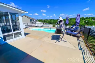 109 E Americana Dr, Mooresville, NC 28115 - Photo 6