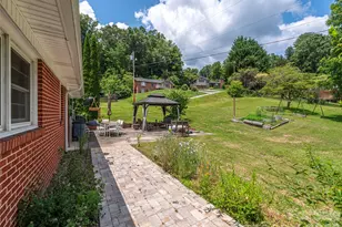 46 Flint St, Waynesville, NC 28786 - Photo 22