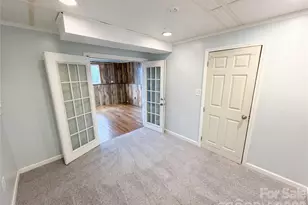 7827 Mallen Dr, Charlotte, NC 28212 - Photo 22