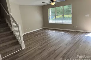 3103 Summercroft Ln, Charlotte, NC 28269 - Photo 6