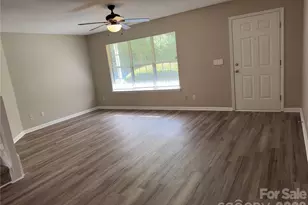 3103 Summercroft Ln, Charlotte, NC 28269 - Photo 8