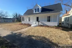 608 S Yadkin Ave, Spencer, NC 28159 - Photo 2