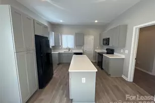 608 S Yadkin Ave, Spencer, NC 28159 - Photo 6