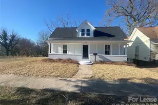 608 S Yadkin Ave, Spencer, NC 28159 - Photo 1