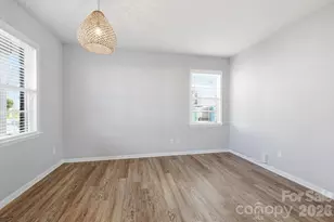 197 Roanoke Rd, Fletcher, NC 28732 - Photo 6