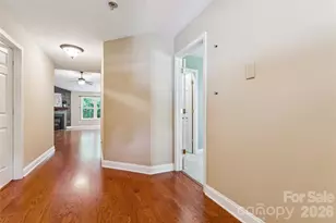 1826 Wilburn Park Ln NW, Charlotte, NC 28269 - Photo 4
