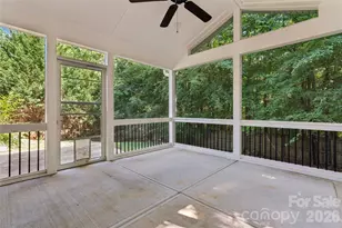 1826 Wilburn Park Ln NW, Charlotte, NC 28269 - Photo 34