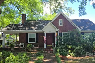 806 S Main Ave, Newton, NC 28658 - Photo 1